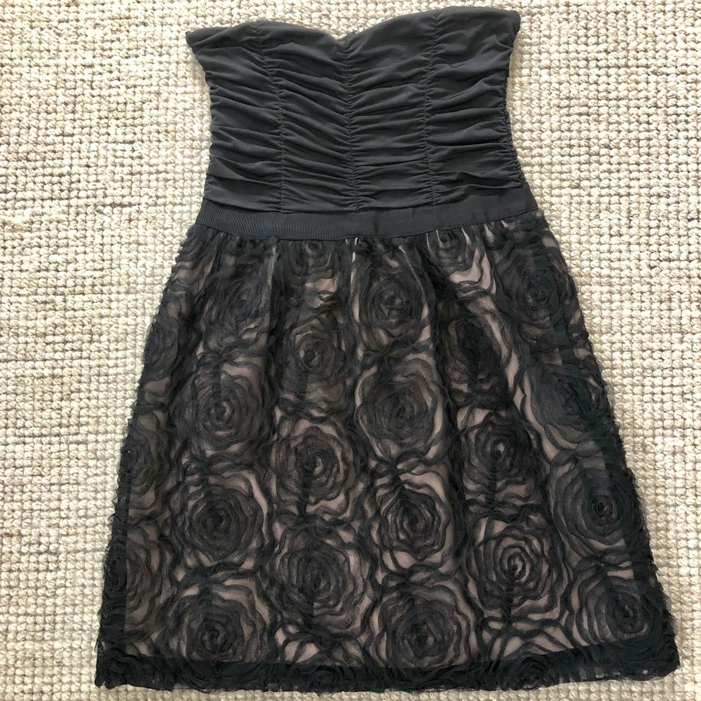 NWOT: Aqua Strapless Rose Petal Dress